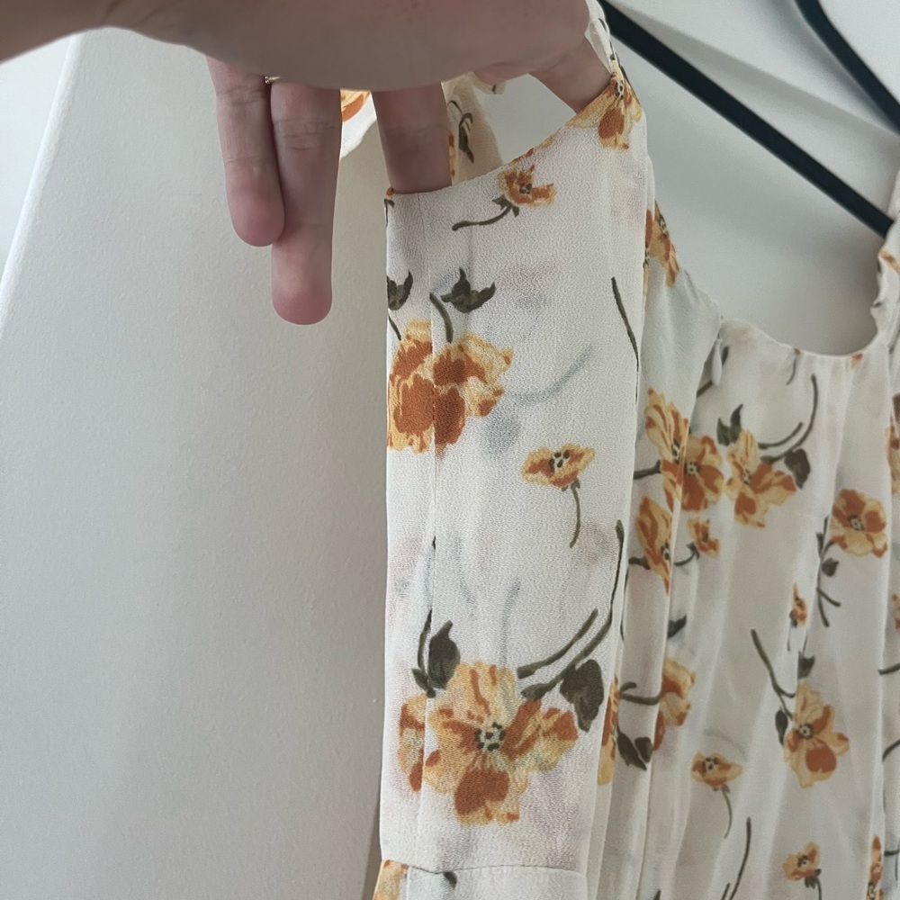 Reformation floral dress - Picture 4 of 9